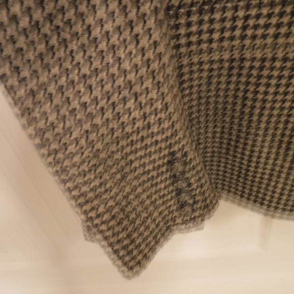 Woman's Wool Blazer - Picture 5 of 5